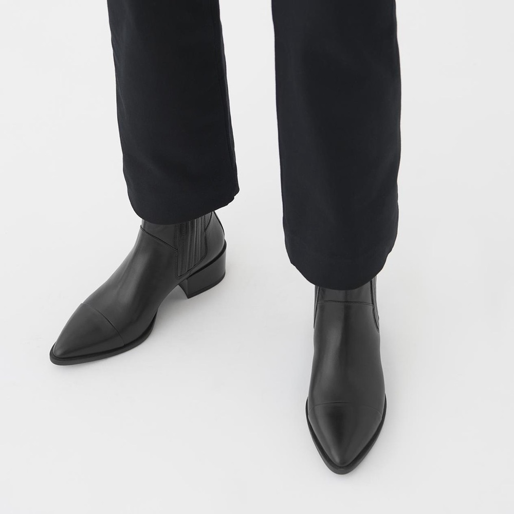 Vagabond Marja Black Ankle Booties